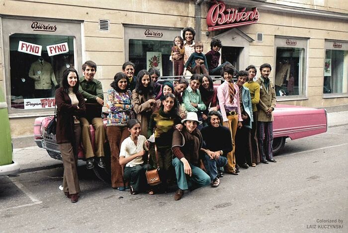 Los Bin Laden en Suecia, 1971. https://x.com/RelatocuriosoK/status/1771229931793457451