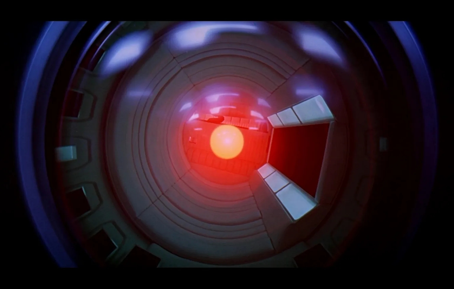 They’re making a real HAL 9000, and it’s called CASE https://techcrunch.com/2018/11/21/theyre-making-a-real-hal-9000-and-its-called-case/